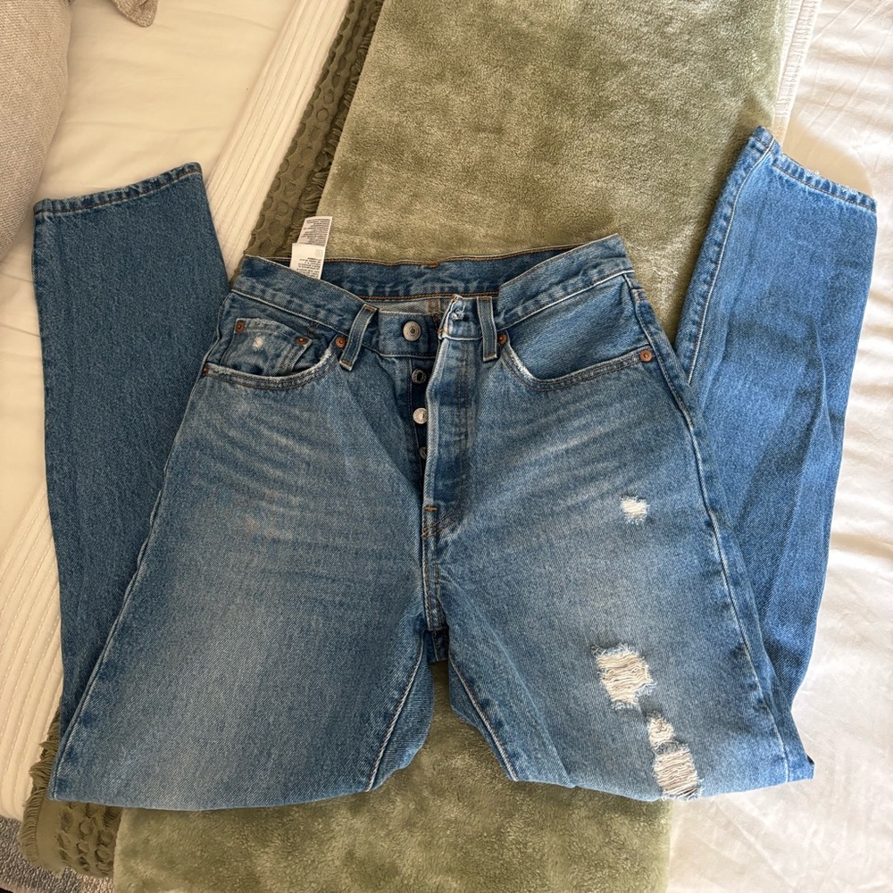 Levi Straight Leg Wedgie Fit Jeans